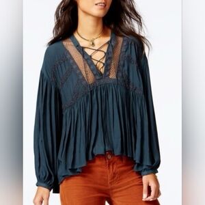 Free People Black Lace-Up Dont Let Go Peasant Boho Size Small Oversized PTP 22